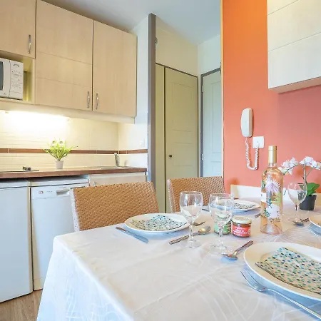 Le Village - C3 217 By Interhome Сен-Рафаэль