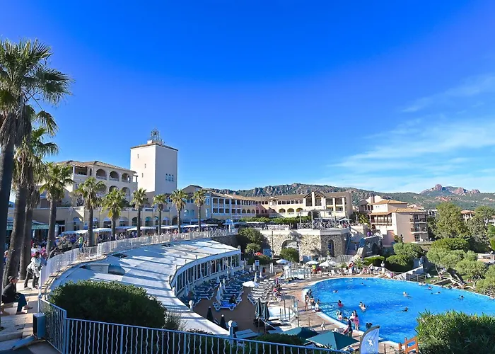 Apartment Le Village - C3 217 By Interhome Saint-Raphaël